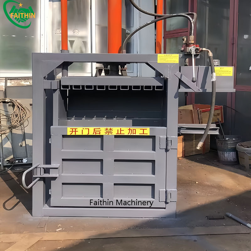 Plastic Vertical Hydraulic Baler Machine Used Clothes Baler Machine